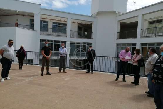 Reunión de vecinos afectados con autoridades del Ayuntamiento de Telde/TA.